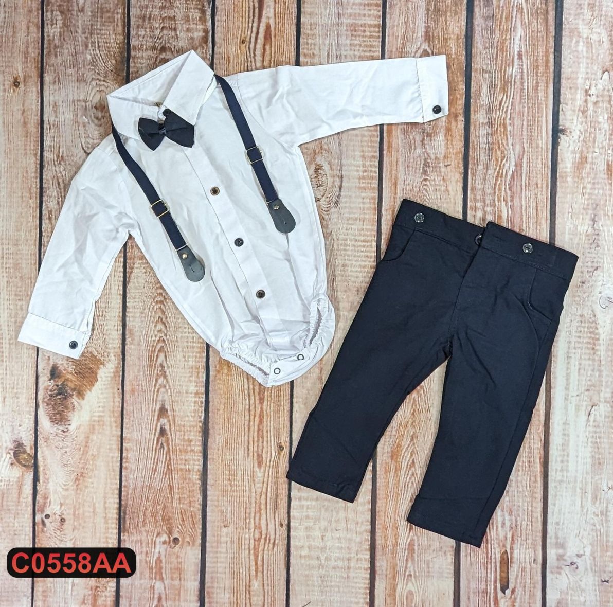 Svečani bebi kompletić (74-86)