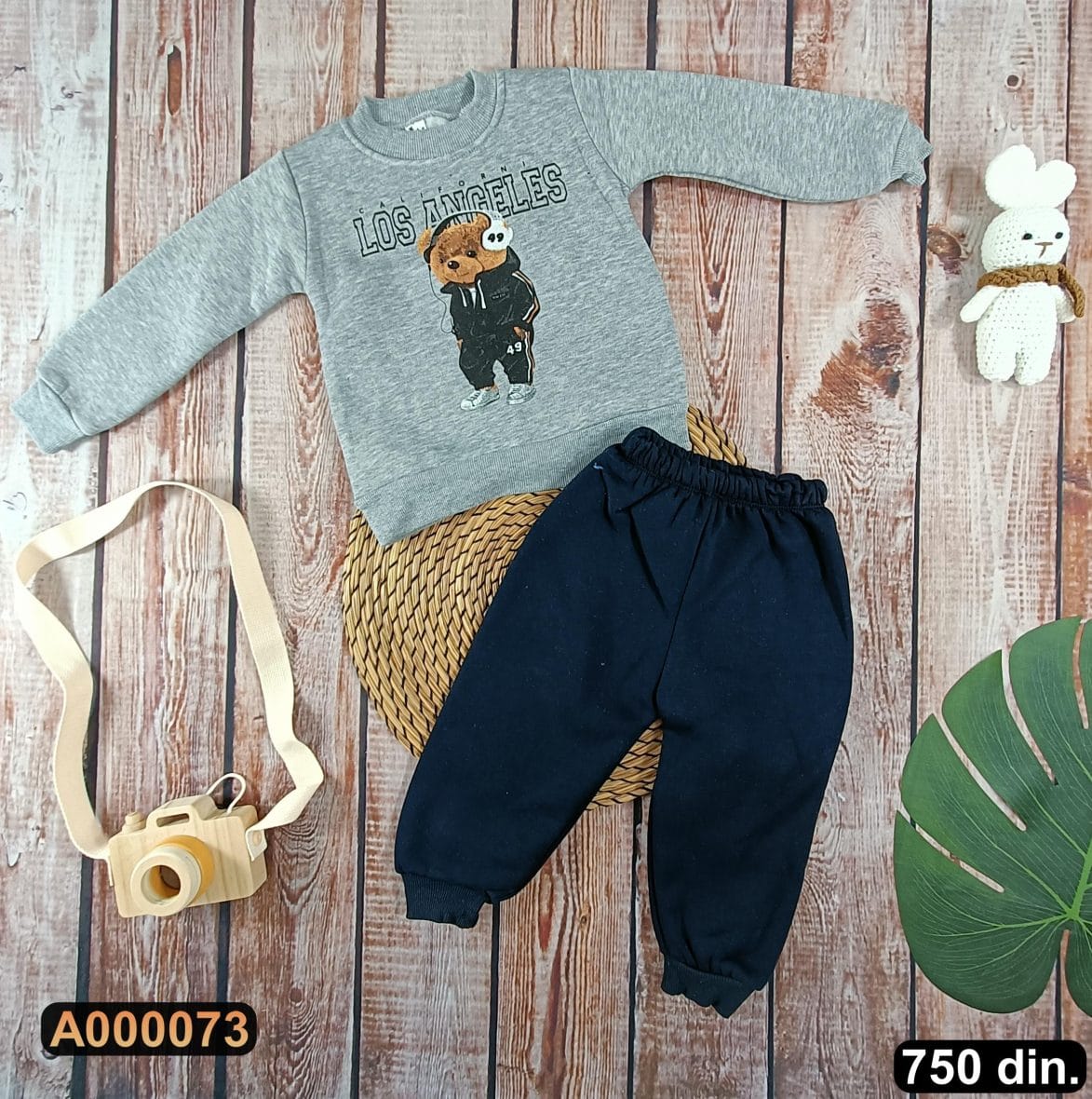 Postavljen komplet iz 2 dela (80-104)